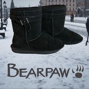 BEARPAW Girl’s Black Suede Booties